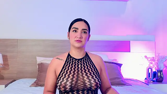 Snapshot of MaraGrief_ chatting on June 16, 2026, 11:21 am MaraGrief online show from June 16, 2026, 11:21 am
