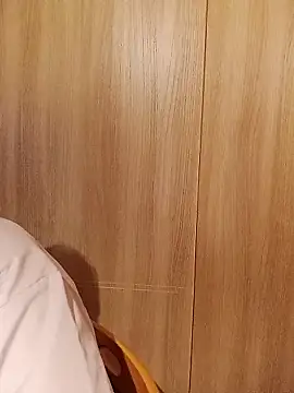 Snapshot of shizuku-kun211 chatting on February 15, 2026, 7:02 pm shizuku-kun211 online show from February 15, 2026, 7:02 pm