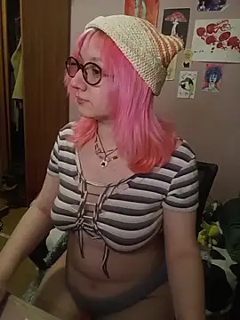 Snapshot of PinkyDavi chatting on February 21, 2026, 8:22 pm PinkyDavi online show from February 21, 2026, 8:22 pm