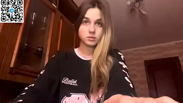 LovelySilk 63 online show from February 25, 2026, 8:36 am