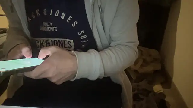 raoulbtnbois online show from February 13, 2026, 4:51 pm