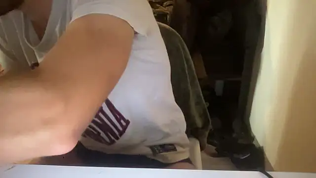raoulbtnbois online show from May 21, 2026, 1:41 pm