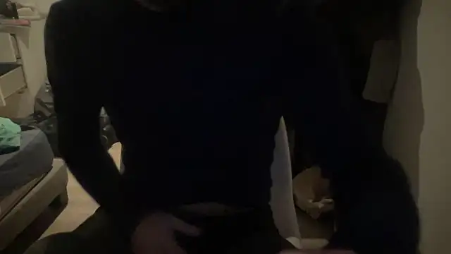 raoulbtnbois online show from February 9, 2026, 11:58 pm