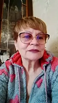 SophieBurns online show from April 22, 2026, 11:39 am