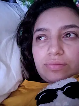 MajoArias online show from March 8, 2026, 3:21 am