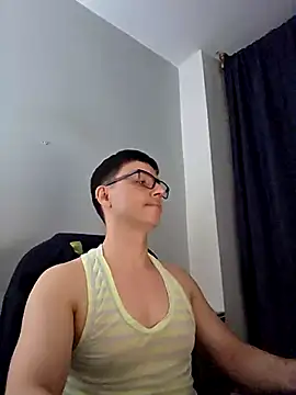 Snapshot of Coddy_maxx69 chatting on February 18, 2026, 4:43 am Coddy maxx69 online show from February 18, 2026, 4:43 am