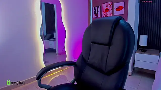 Dulcecooper1 online show from March 21, 2026, 7:40 pm