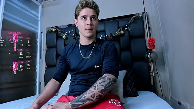 rayan linxx online show from March 17, 2026, 8:12 pm