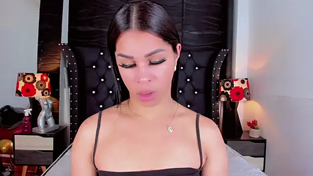 Snapshot of Makeyla_Fox_ chatting on February 28, 2026, 12:49 pm Makeyla Fox online show from February 28, 2026, 12:49 pm