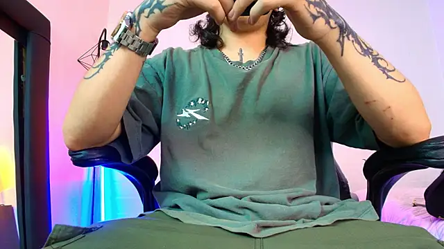 Axell Kussh online show from March 29, 2026, 3:30 am