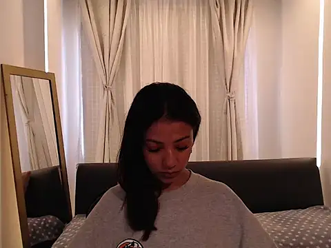 Snapshot of Scarleet_miaa chatting on June 9, 2026, 7:26 pm Scarleet miaa online show from June 9, 2026, 7:26 pm