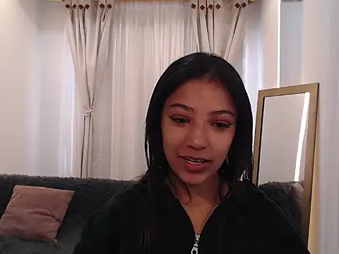 Snapshot of Scarleet_miaa chatting on May 7, 2026, 8:01 pm Scarleet miaa online show from May 7, 2026, 8:01 pm