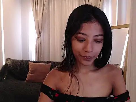 Snapshot of Scarleet_miaa chatting on April 24, 2026, 7:38 pm Scarleet miaa online show from April 24, 2026, 7:38 pm