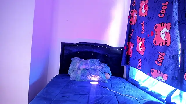 sexy diablaa online show from April 4, 2026, 12:34 pm