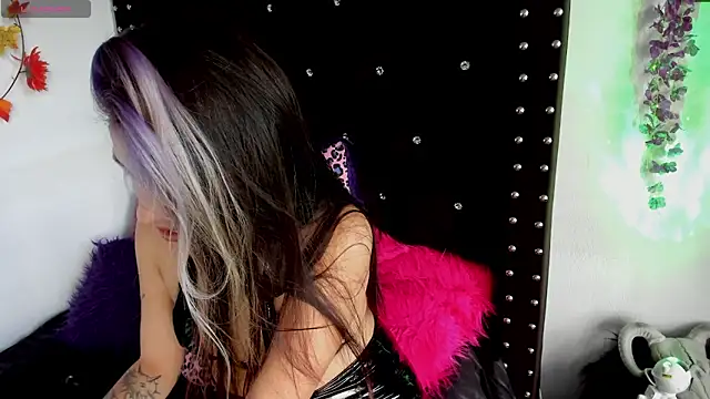 Midory 6 online show from February 25, 2026, 8:30 pm