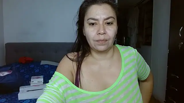 Karo sexy online show from December 4, 2025, 10:20 pm