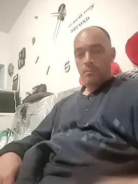 Snapshot of circott chatting on March 3, 2026, 8:38 pm circott online show from March 3, 2026, 8:38 pm