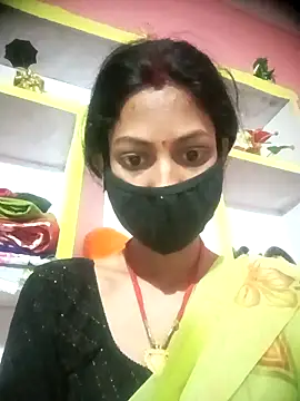 BIG QWEEN NO1 online show from February 12, 2026, 4:29 pm