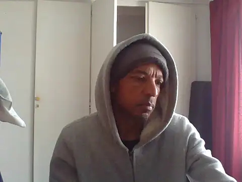 lavelle26 online show from April 7, 2026, 9:44 am