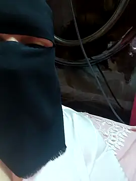 Warda Egy online show from February 20, 2026, 10:12 pm