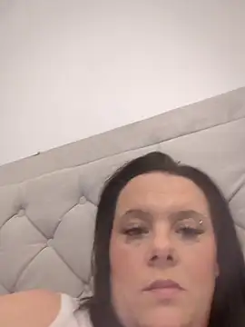 louisa36 online show from February 9, 2026, 11:03 pm