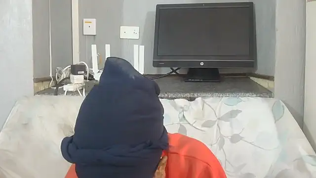 xxBabyDoll online show from April 13, 2026, 9:02 am