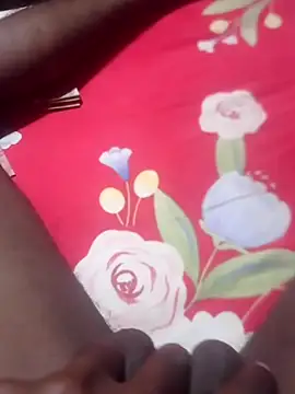 Snapshot of Raisha77 chatting on February 23, 2026, 1:44 pm Raisha77 online show from February 23, 2026, 1:44 pm