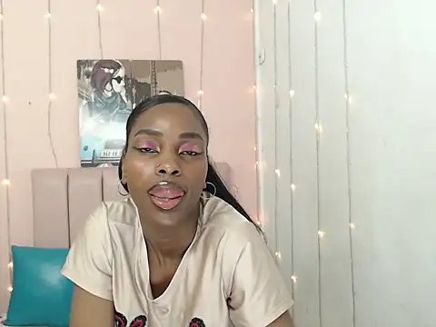 charlothcameronrs707 online show from February 11, 2026, 12:05 pm