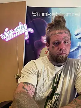 Smokebluntafterblunt online show from June 2, 2026, 1:49 am