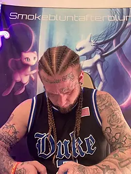 Smokebluntafterblunt online show from April 14, 2026, 4:56 pm