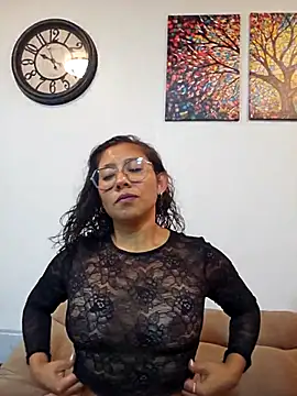 Snapshot of Camila_Lopez1 chatting on May 5, 2026, 2:58 am Camila Lopez1 online show from May 5, 2026, 2:58 am