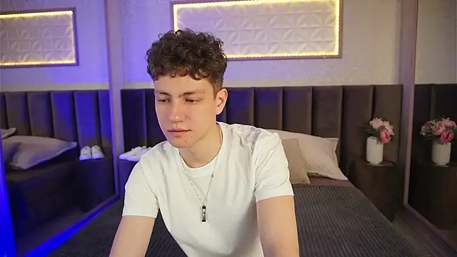 StefanBev online show from March 12, 2026, 7:40 pm