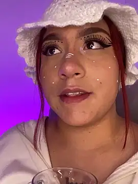 Snapshot of Wen_01 chatting on February 13, 2026, 11:32 am Wen 01 online show from February 13, 2026, 11:32 am