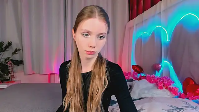 lada2k4 online show from February 16, 2026, 5:39 am