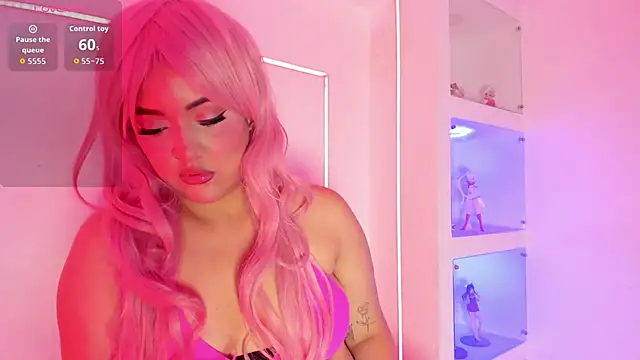 Snapshot of JoycePierce chatting on February 13, 2026, 12:05 pm JoycePierce online show from February 13, 2026, 12:05 pm