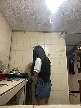 Snapshot of nebullax_mcqueen chatting on February 7, 2026, 5:43 pm nebullax mcqueen online show from February 7, 2026, 5:43 pm