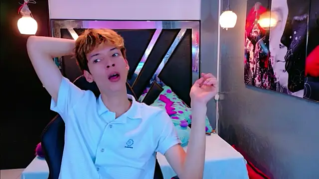 Liam Green1 online show from February 9, 2026, 11:52 am