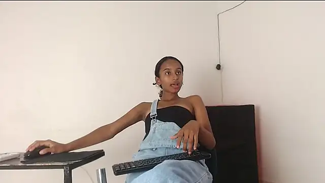 valeryskinnyvagi online show from March 31, 2026, 4:31 pm