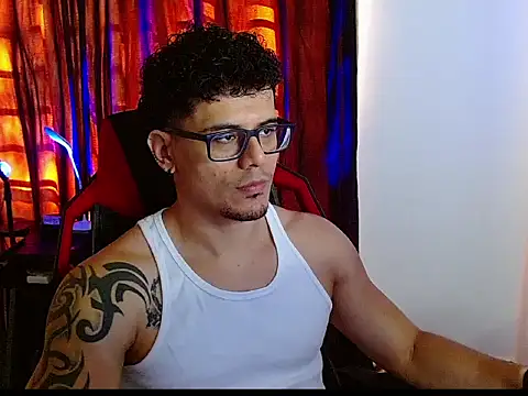 Logan0626 online show from February 11, 2026, 9:14 pm