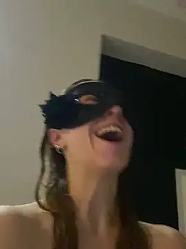 seluna baby online show from March 5, 2026, 8:05 pm