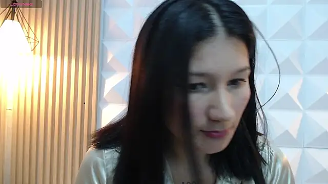 Snapshot of _HIKARII_ chatting on February 9, 2026, 7:23 pm HIKARII online show from February 9, 2026, 7:23 pm