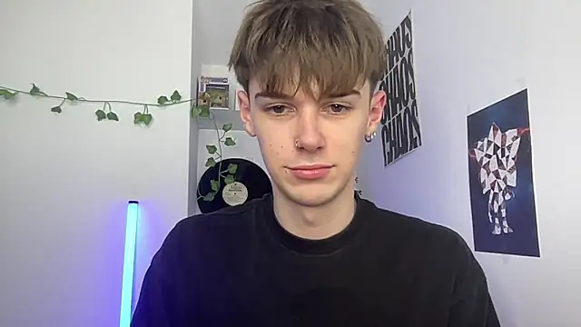 YourMilkyGuy online show from April 7, 2026, 3:25 pm