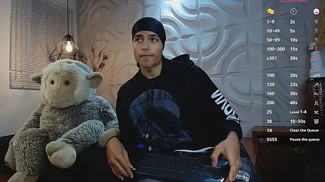 ItsZairen online show from April 2, 2026, 3:57 am