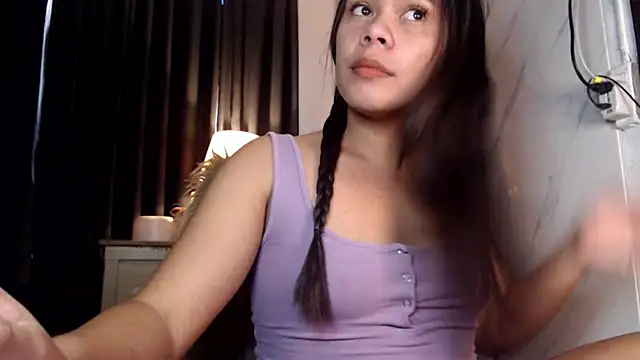 Snapshot of Mooree_naba chatting on February 5, 2026, 1:45 am Mooree naba online show from February 5, 2026, 1:45 am