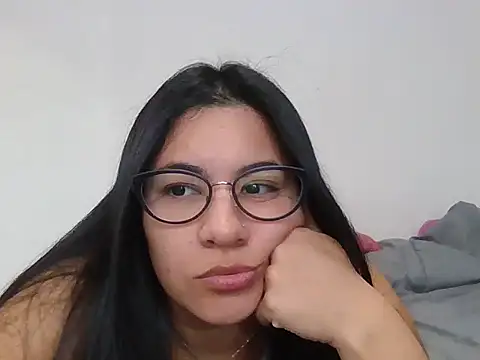 Agusgold22 online show from March 25, 2026, 2:05 pm