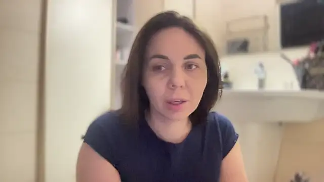 Darsy Rox online show from April 11, 2026, 10:52 am