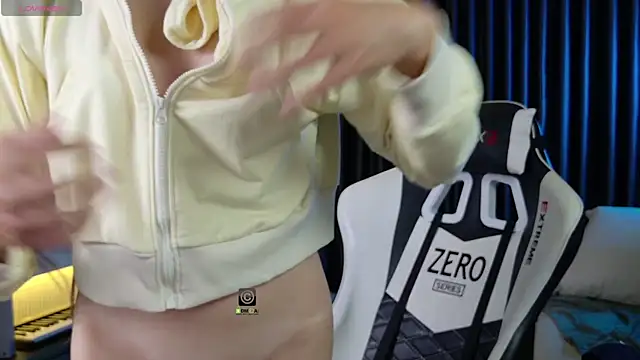 AnnyShore online show from March 28, 2026, 12:44 am