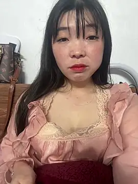 cuty lusy online show from March 13, 2026, 3:22 am