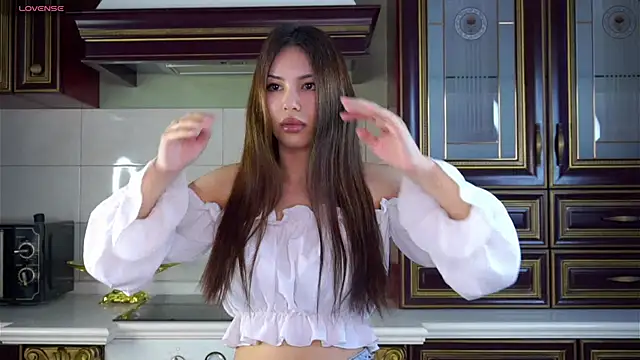 SulemaNeugin online show from March 14, 2026, 1:22 am