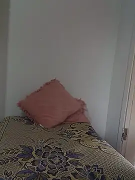 Snapshot of lolo9955 chatting on February 13, 2026, 5:57 pm lolo9955 online show from February 13, 2026, 5:57 pm